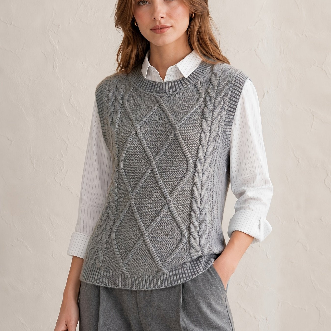 Comfortable Cable Knit Sweater Vest for Women with Crew Neck Sleeveless Relaxed Oversized Casual Style