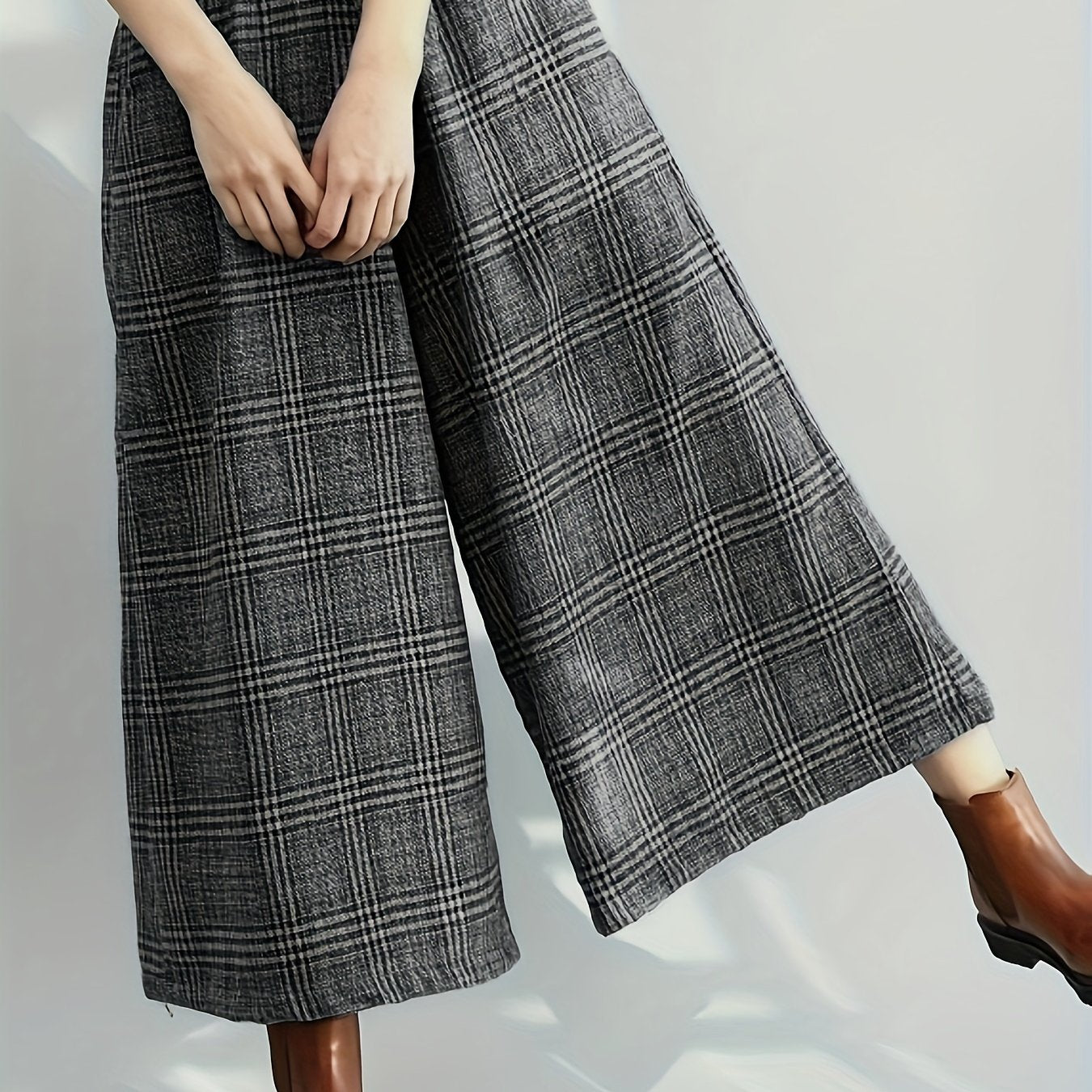 Effortless Plaid Wide Leg Pants for Women with Elastic Waist Pocket Cropped Culotte Style