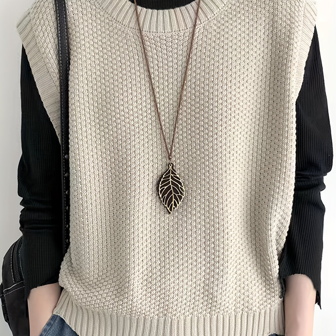 Comfortable Chunky Knit Sweater Vest for Women with Crew Neck Sleeveless Ribbed Trim Oversized Style