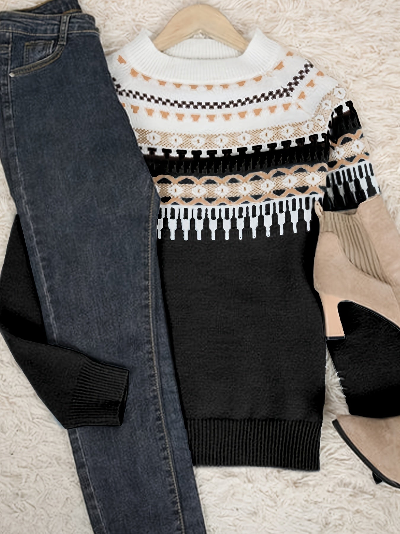 Comfortable Black Fair Isle Sweater for Women with Round Neck Long Sleeve Colorblock Knit Style