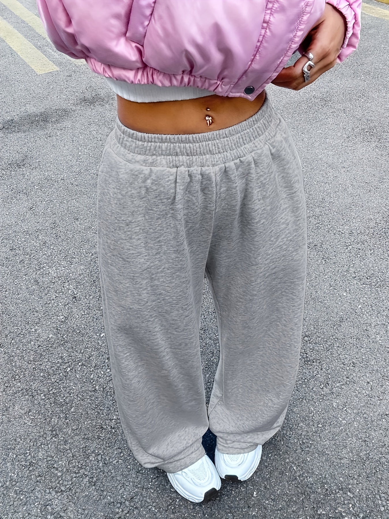 Effortless Light Grey Wide Leg Sweatpants for Women with High Waist Elastic Relaxed Oversized Casual Style