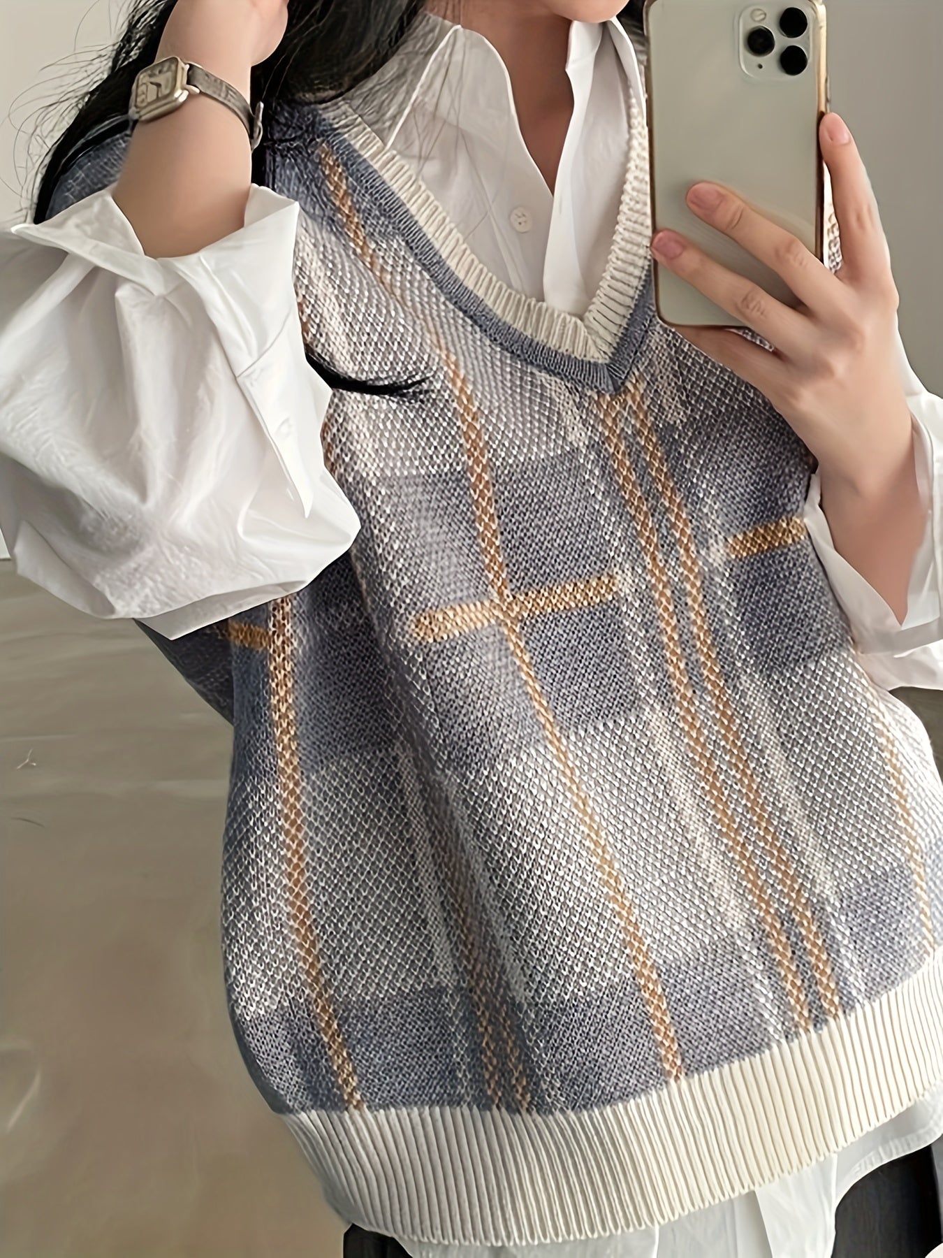 Comfortable Plaid Sweater Vest for Women with V Neck Sleeveless Oversized Knit Style