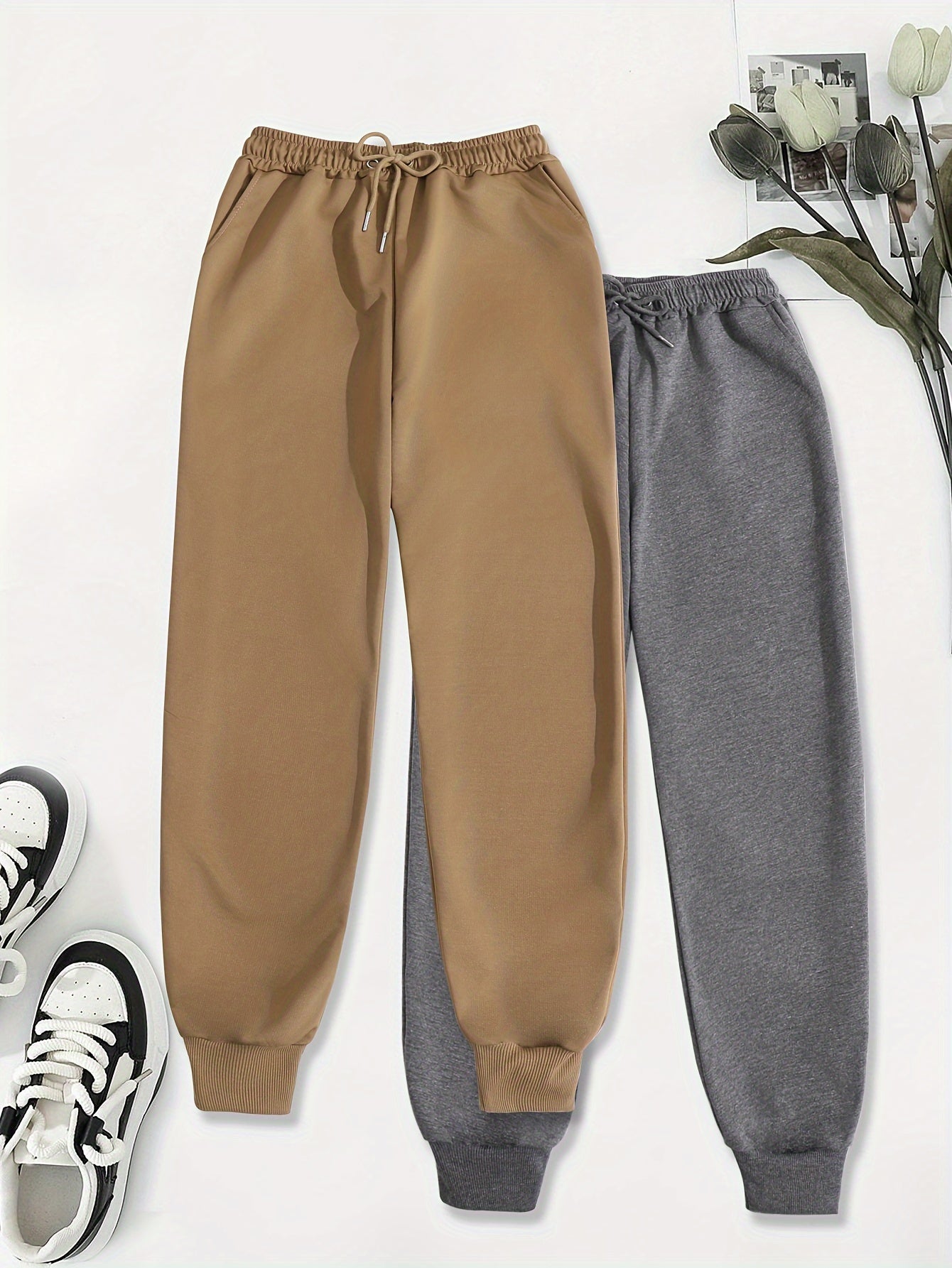 Effortless Fleece Jogger Pants for Women with High Waist Drawstring Tapered Cuffed Relaxed Style