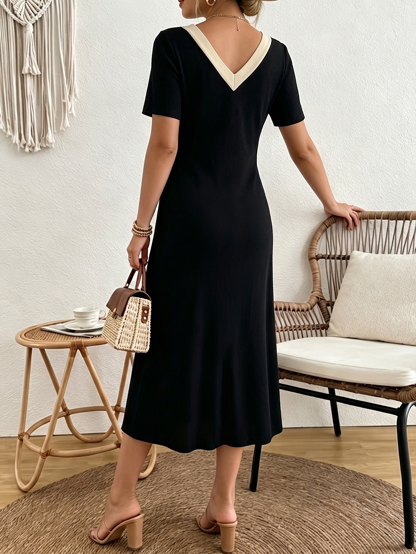 Elegant Black Midi Dress for Women with V Neck Short Sleeve Colorblock Slit Knit Style
