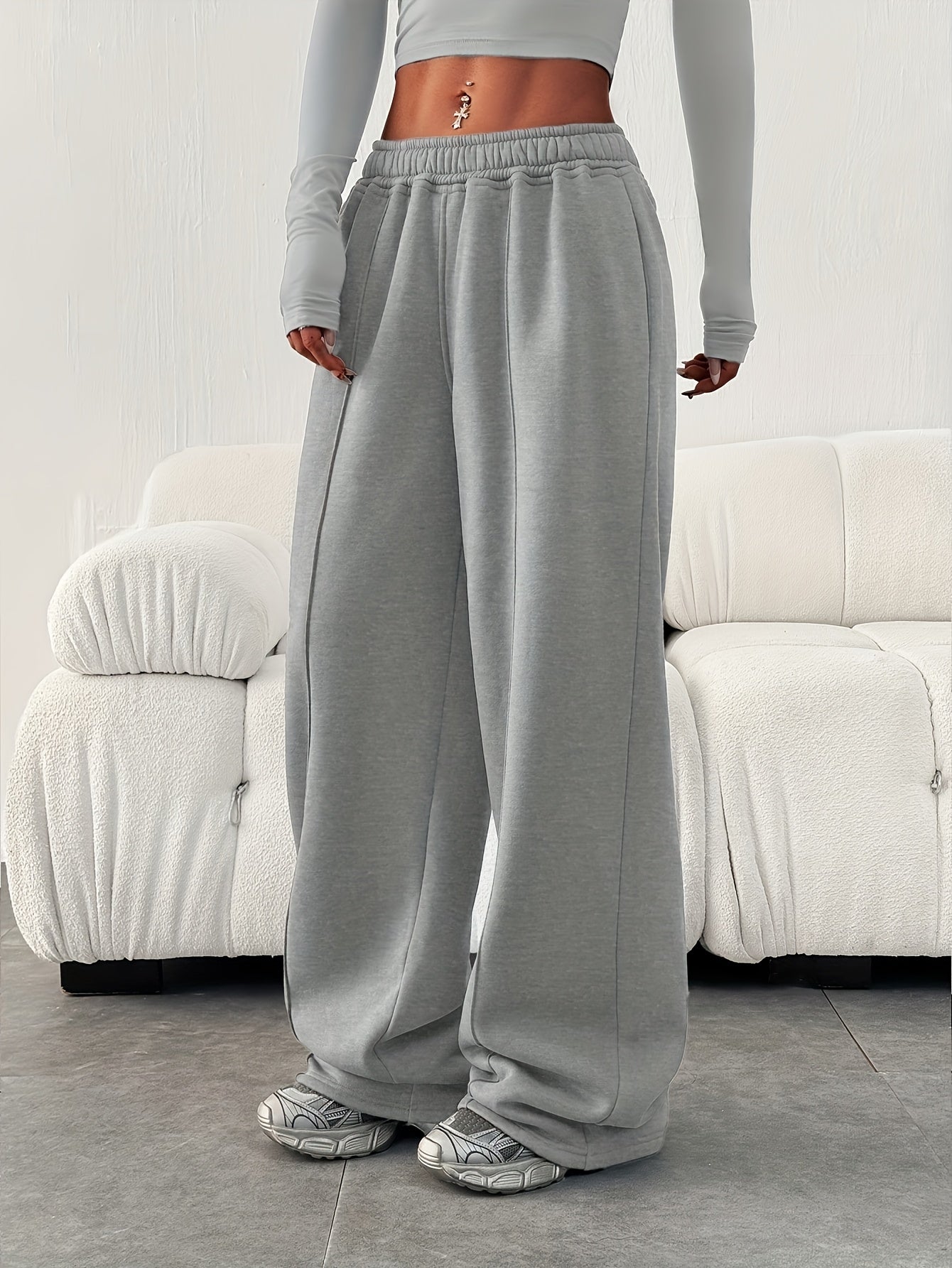 Comfortable Fleece Wide Leg Sweatpants for Women with High Waist Pintuck Relaxed Baggy Casual Style