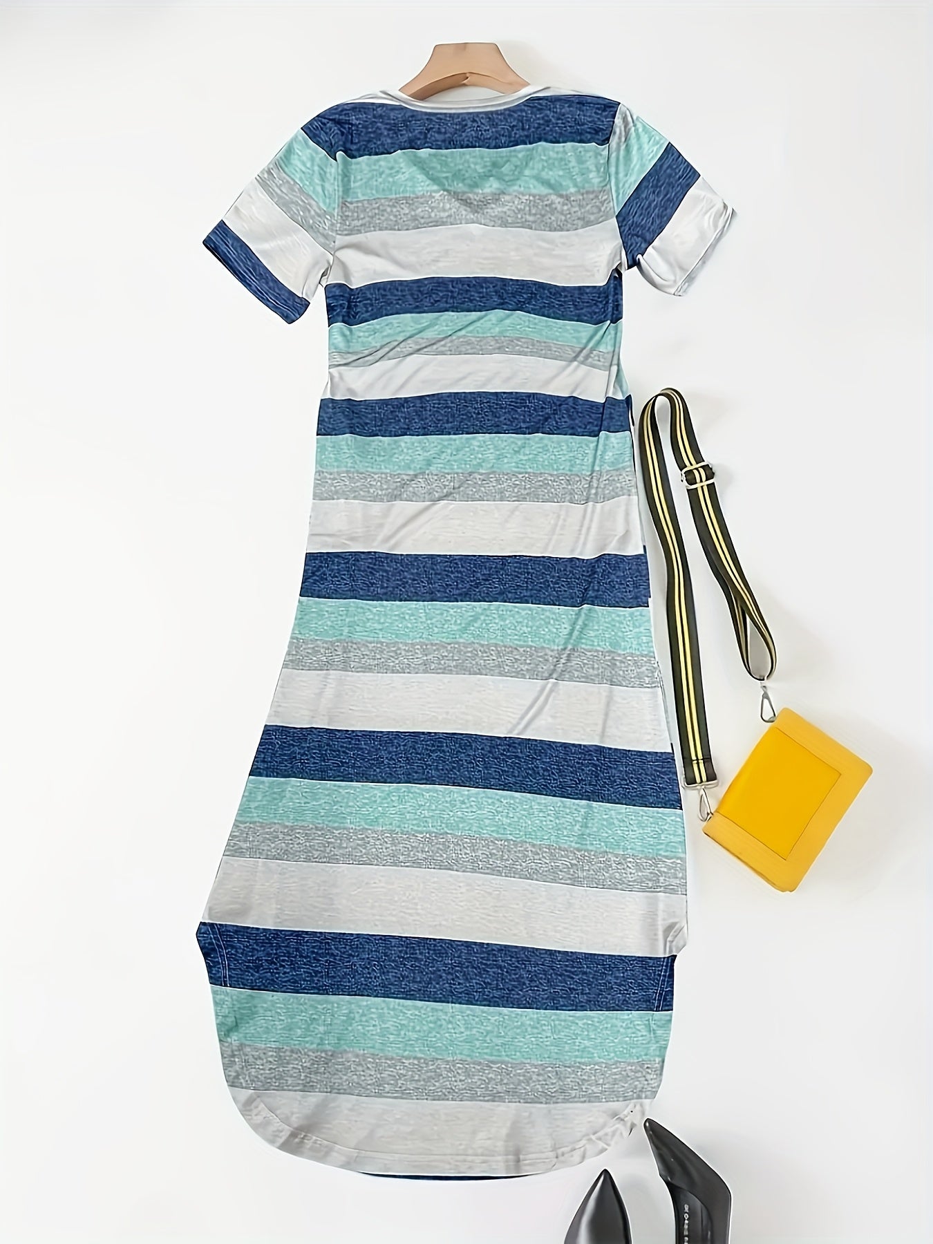 Effortless Striped Colorblock Maxi Dress for Women with V Neck Short Sleeve Side Slit Casual Style
