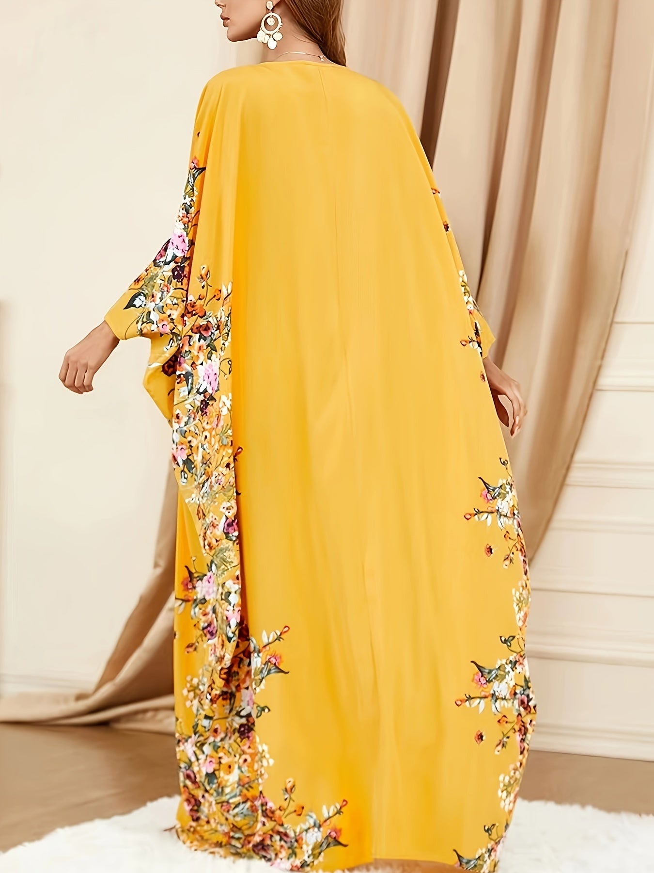 Elegant Floral Print Kaftan Maxi Dress for Women with Round Neck Batwing Sleeve Flowing Bohemian Style