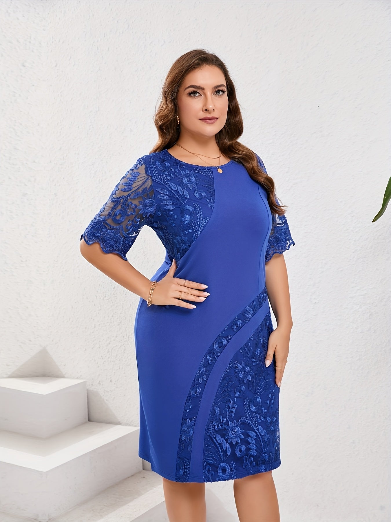 Elegant Lace Panel Sheath Dress for Women with Round Neck Scalloped Sleeve Bodycon Plus Size Style
