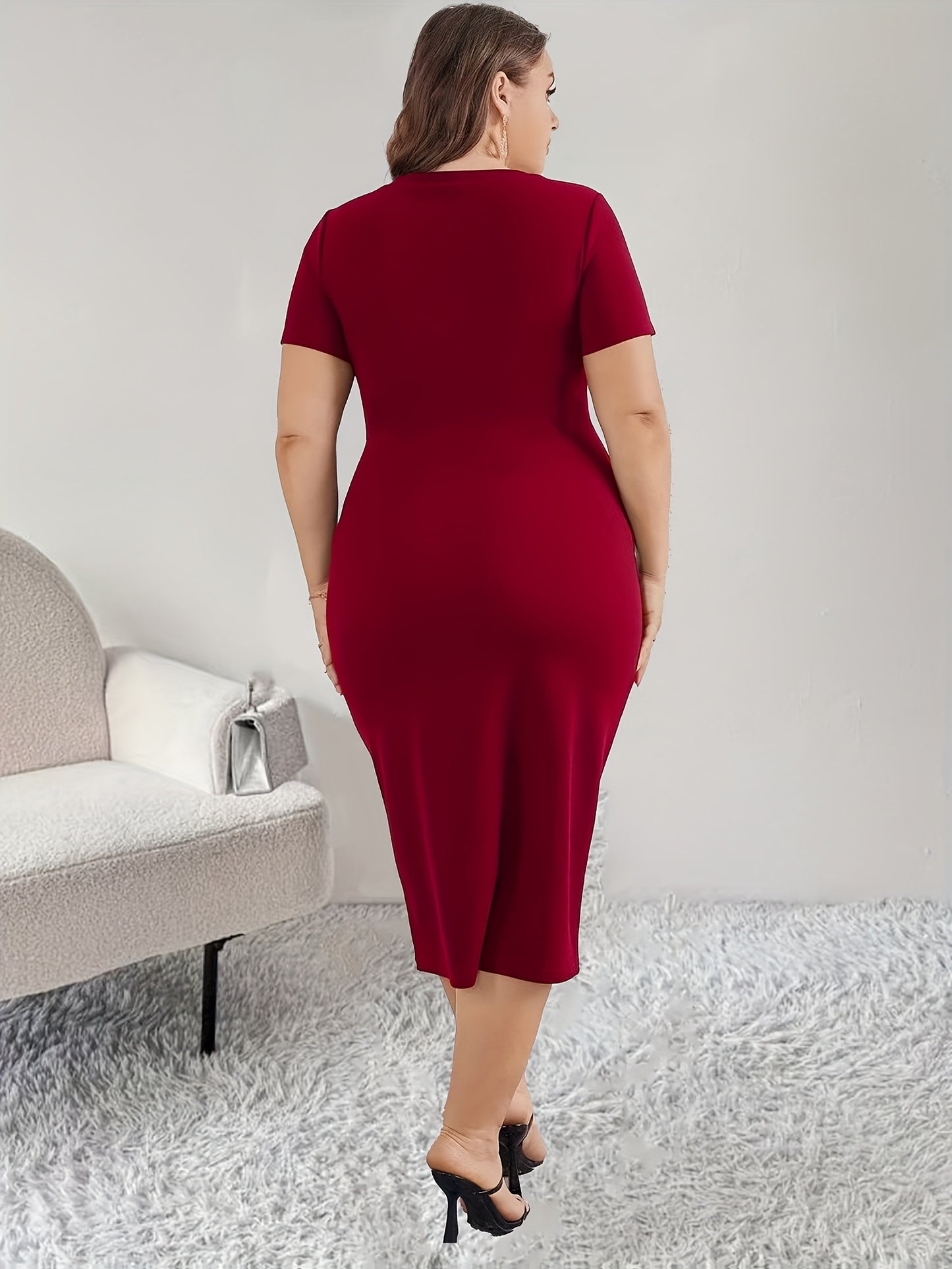 Elegant Bodycon Midi Dress for Women with Round Neck Short Sleeve Pearl Button Side Slit Cocktail Style