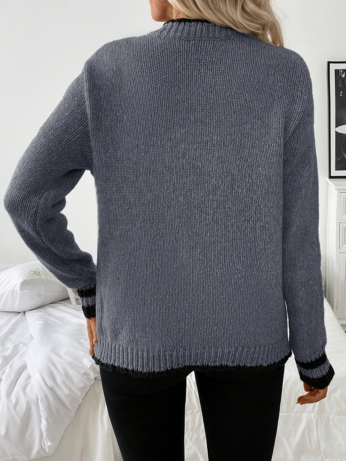 Comfortable Contrast Trim Cardigan Sweater for Women with V Neck Long Sleeve Button Front Ribbed Knit Style