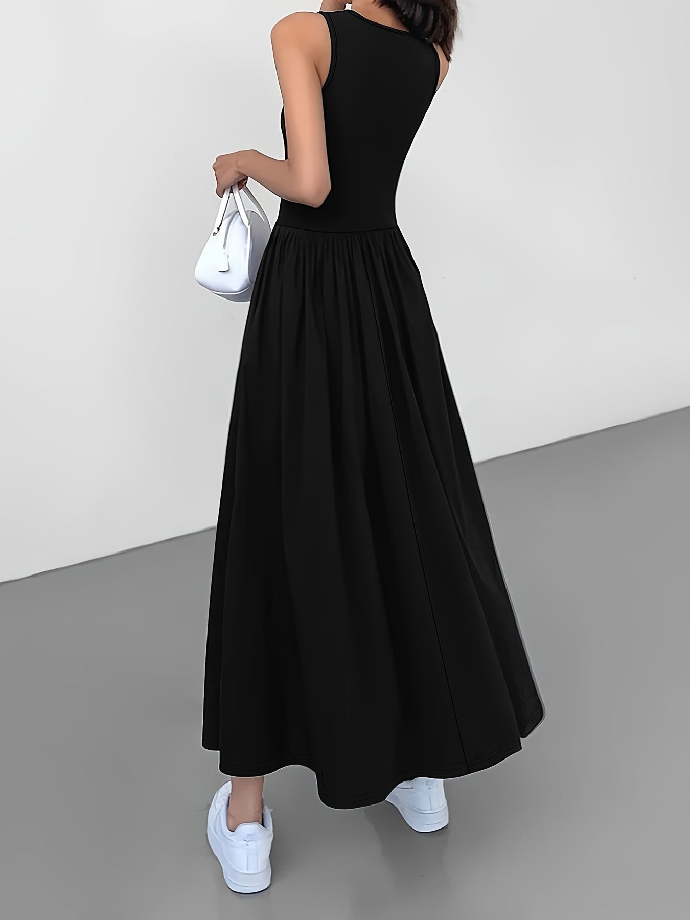Elegant Black Maxi Dress for Women with Round Neck Sleeveless A Line Pocket Flowing Style