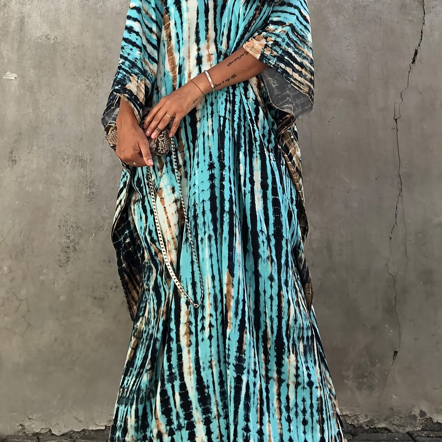 Effortless Tie Dye Maxi Dress for Women with V Neck Bell Sleeve Kaftan Flowing Bohemian Style