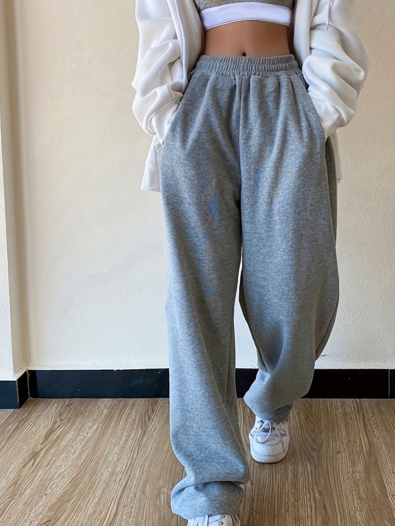 Effortless Fleece Wide Leg Sweatpants for Women with High Waist Elastic Waistband Relaxed Casual Style