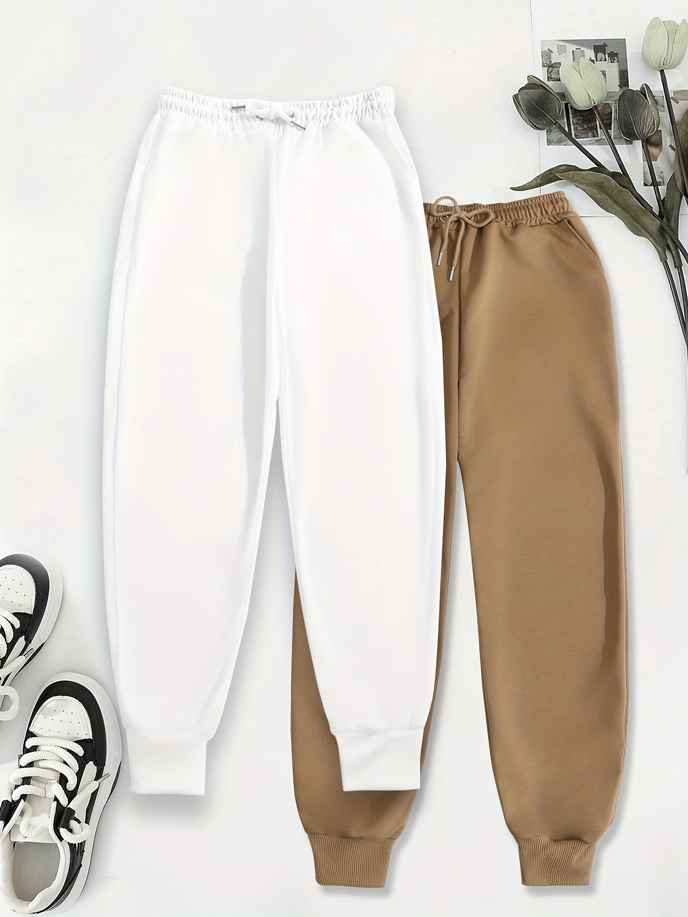 Effortless Fleece Jogger Pants for Women with High Waist Drawstring Tapered Cuffed Relaxed Style