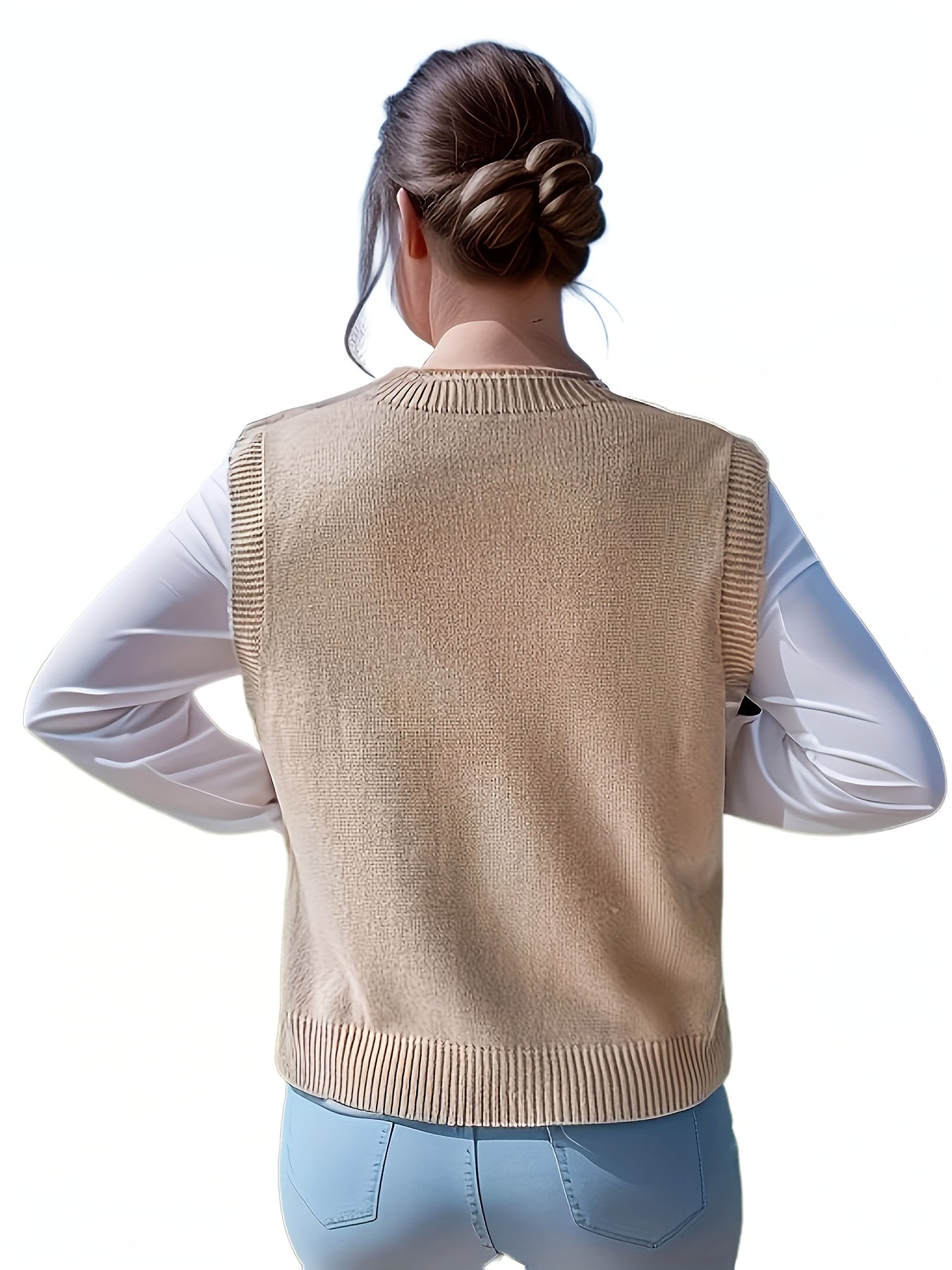 Comfortable Cable Knit Sweater Vest for Women with V Neck Sleeveless Cropped Oversized Style