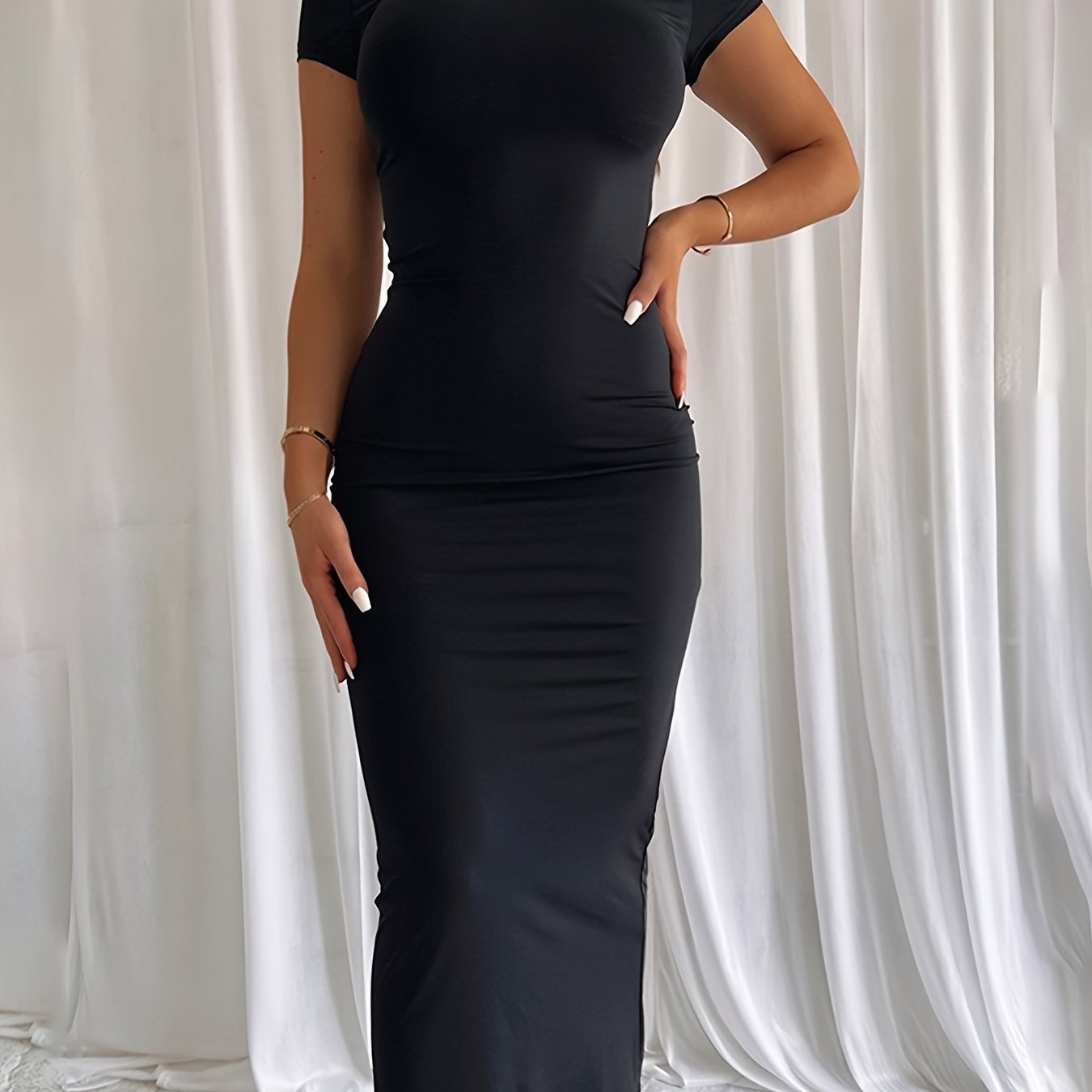 Elegant Bodycon Maxi Dress for Women with Crew Neck Short Sleeve Ruched Side Slit Style