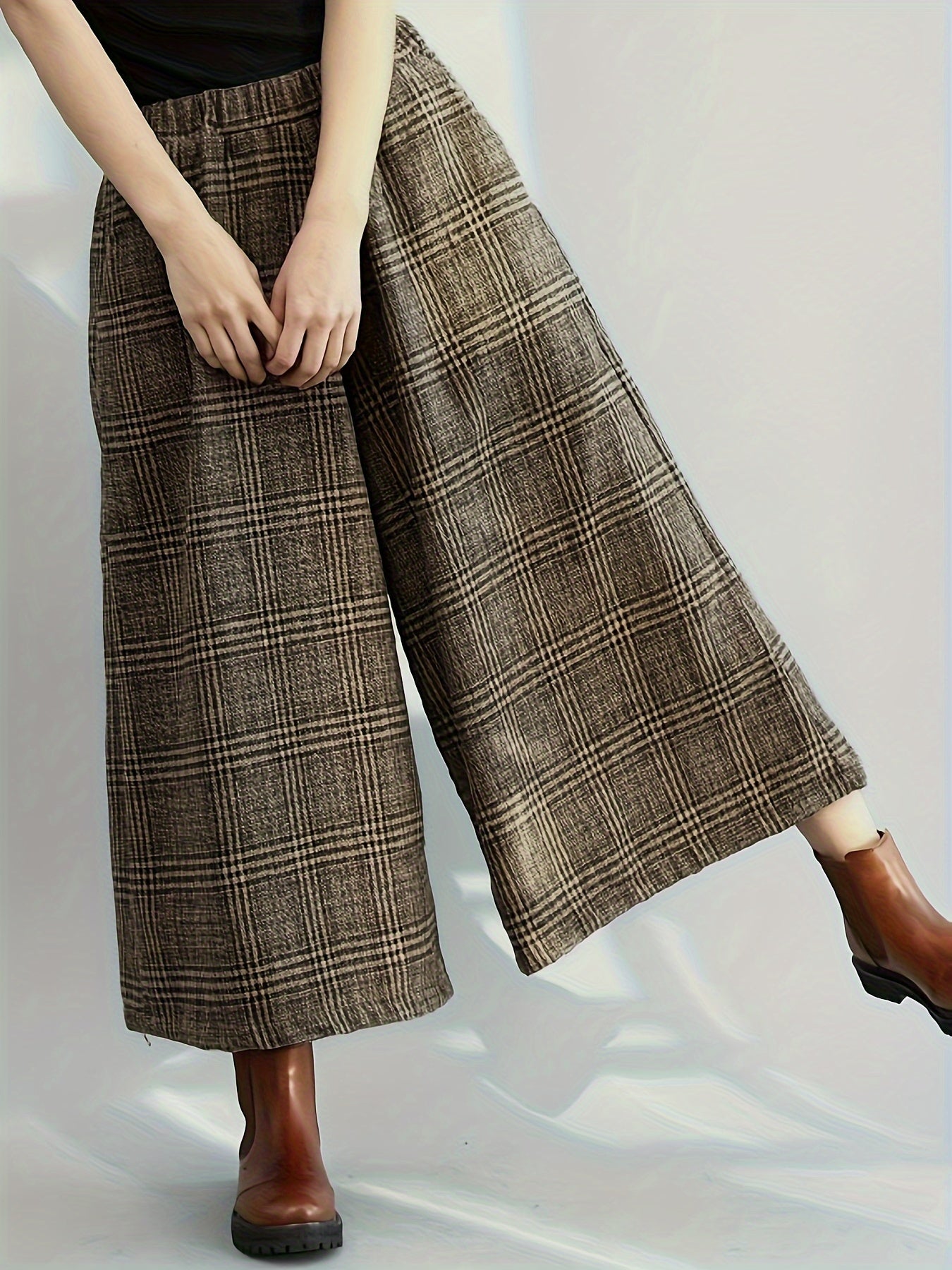 Effortless Plaid Wide Leg Pants for Women with Elastic Waist Pocket Cropped Culotte Style