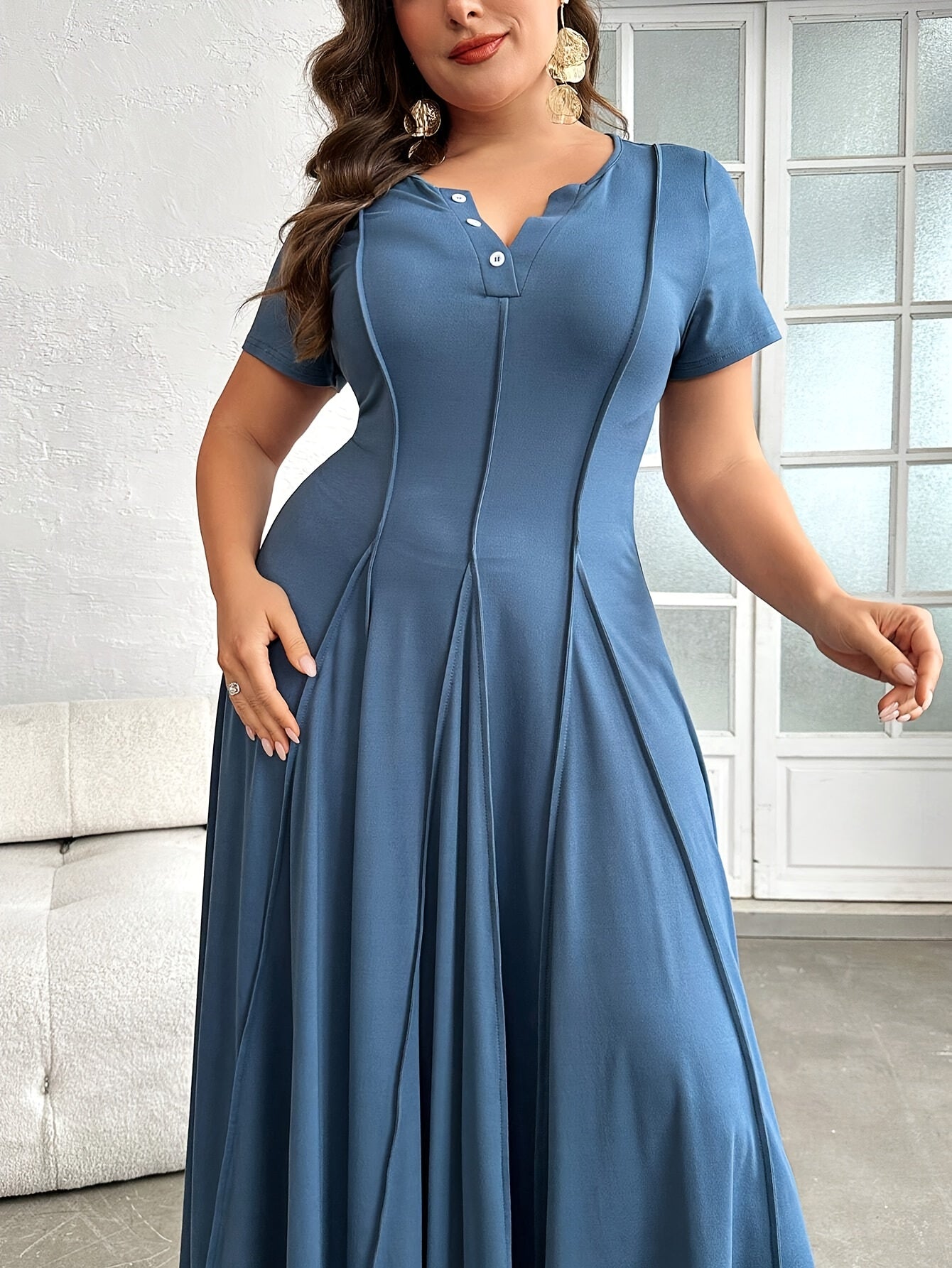 Elegant Peacock Blue Maxi Dress for Women with Notched Neck Short Sleeve Button Placket Flowing Style