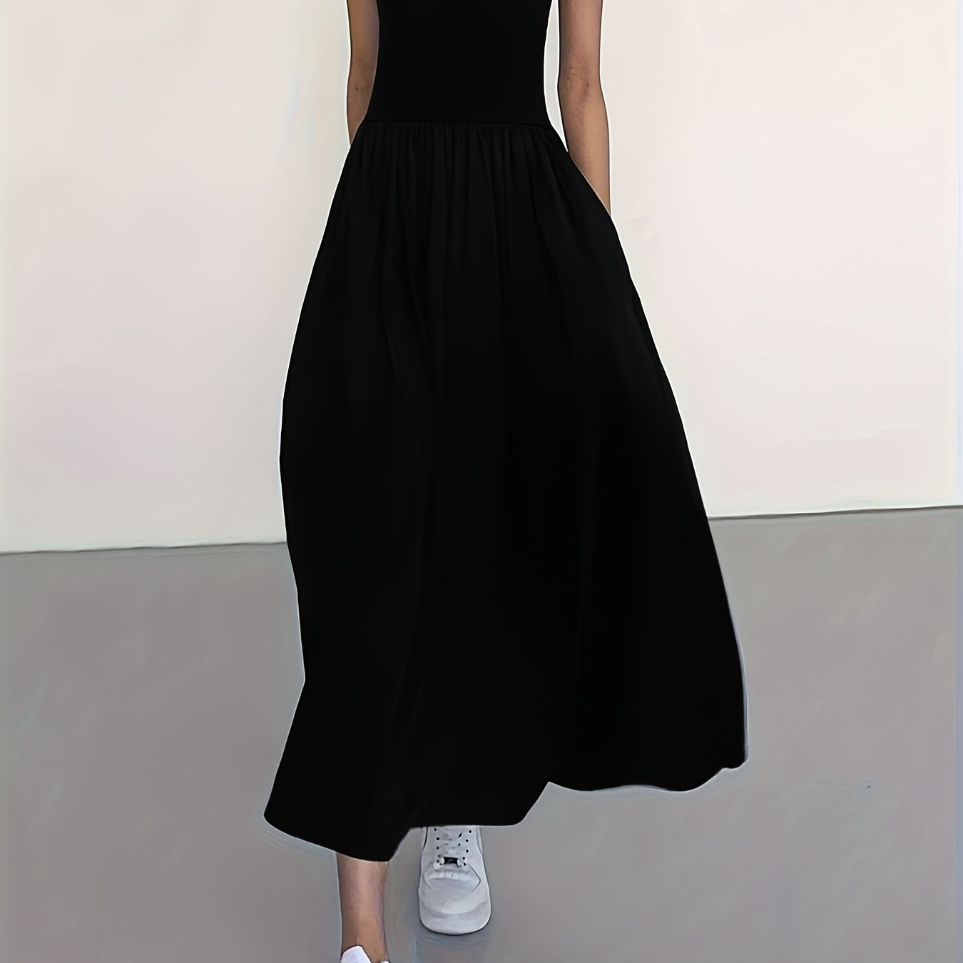 Elegant Black Maxi Dress for Women with Round Neck Sleeveless A Line Pocket Flowing Style