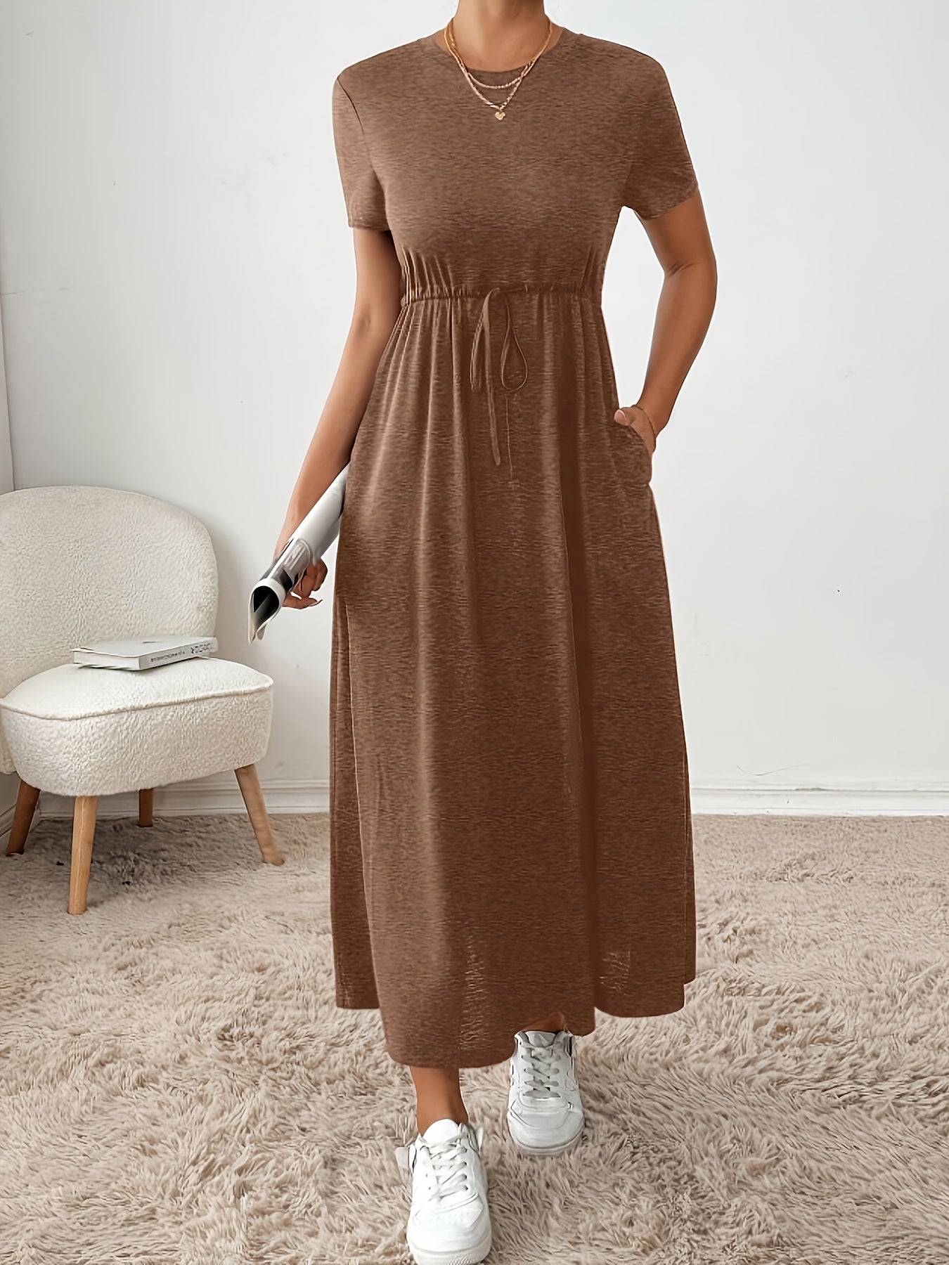 Effortless Drawstring Waist Maxi Dress for Women with Round Neck Short Sleeve Relaxed Flowing Pocket Style