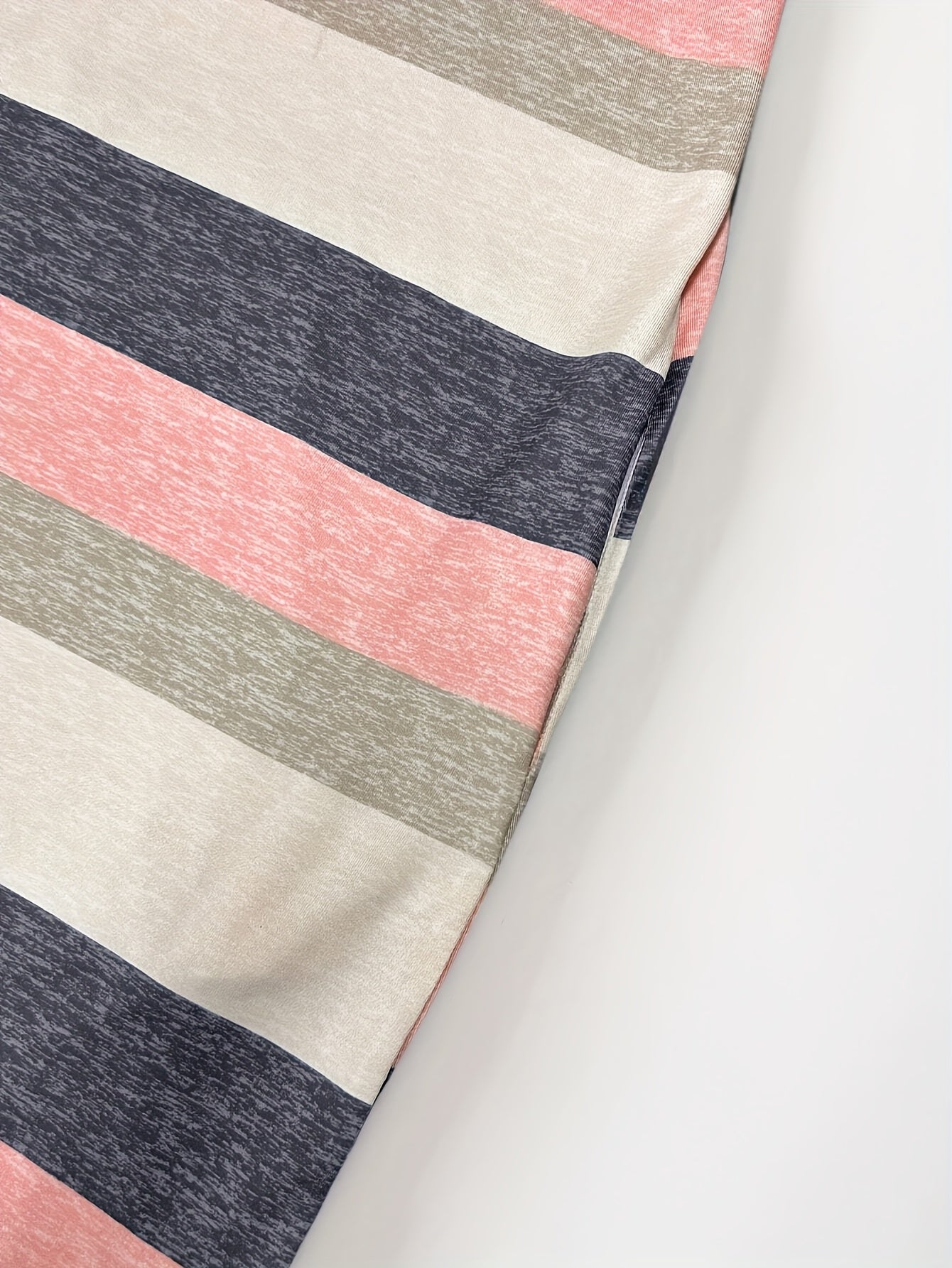 Effortless Striped Colorblock Maxi Dress for Women with V Neck Short Sleeve Side Slit Casual Style