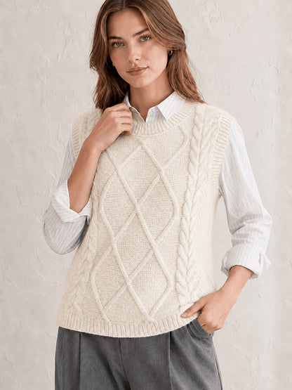 Comfortable Cable Knit Sweater Vest for Women with Crew Neck Sleeveless Relaxed Oversized Casual Style