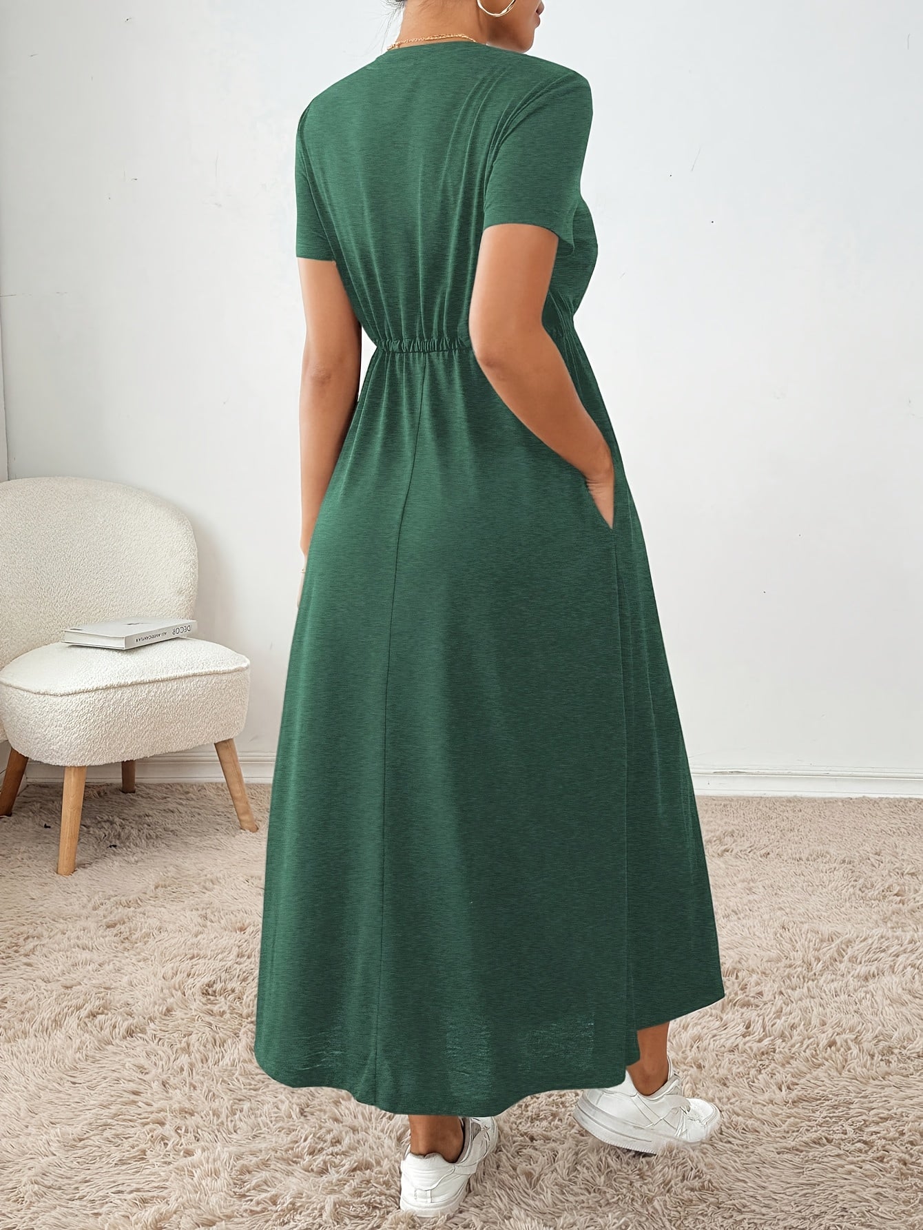 Effortless Drawstring Waist Maxi Dress for Women with Round Neck Short Sleeve Relaxed Flowing Pocket Style