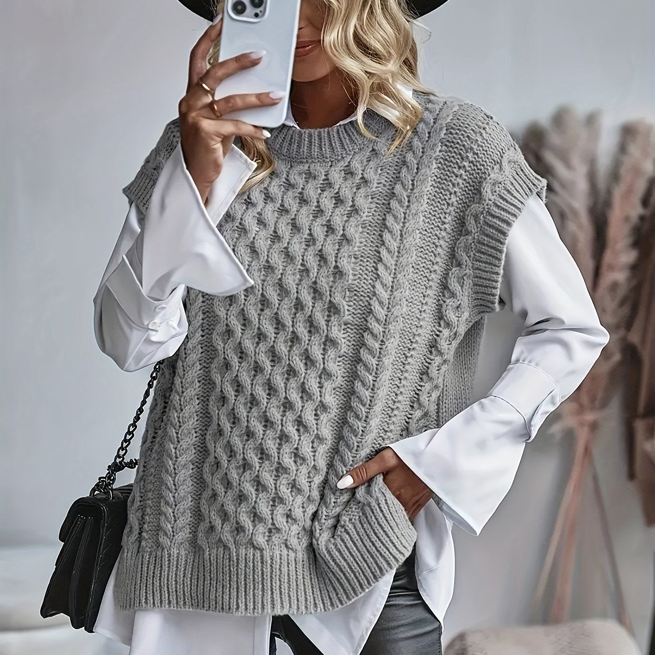 Comfortable Cable Knit Sweater Vest for Women with Crew Neck Sleeveless Oversized Relaxed Style