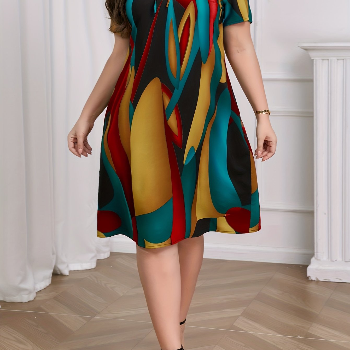 Effortless Geometric Print Shift Dress for Women with Round Neck Short Sleeve Tie Front Relaxed Casual Style