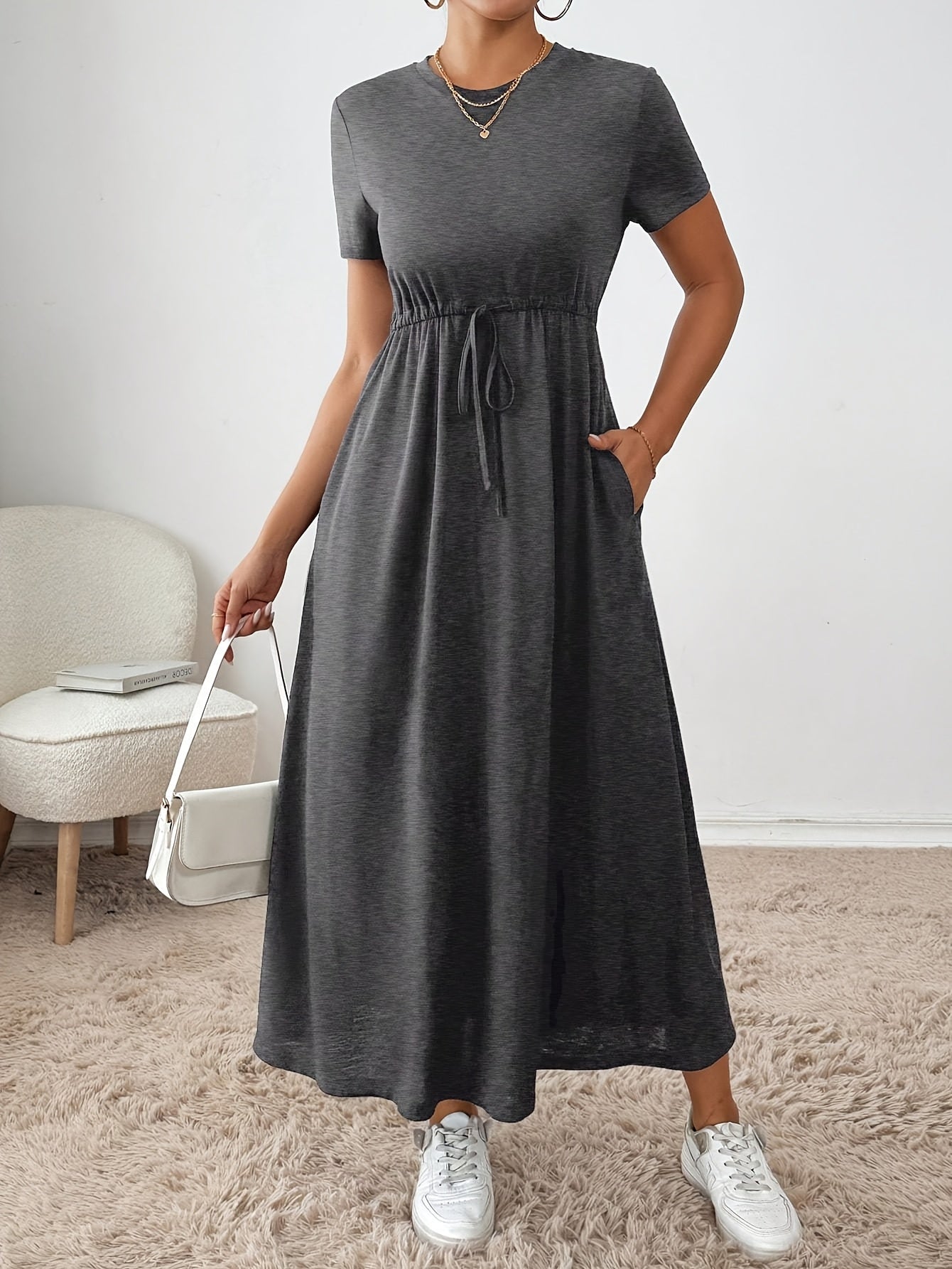 Effortless Drawstring Waist Maxi Dress for Women with Round Neck Short Sleeve Relaxed Flowing Pocket Style