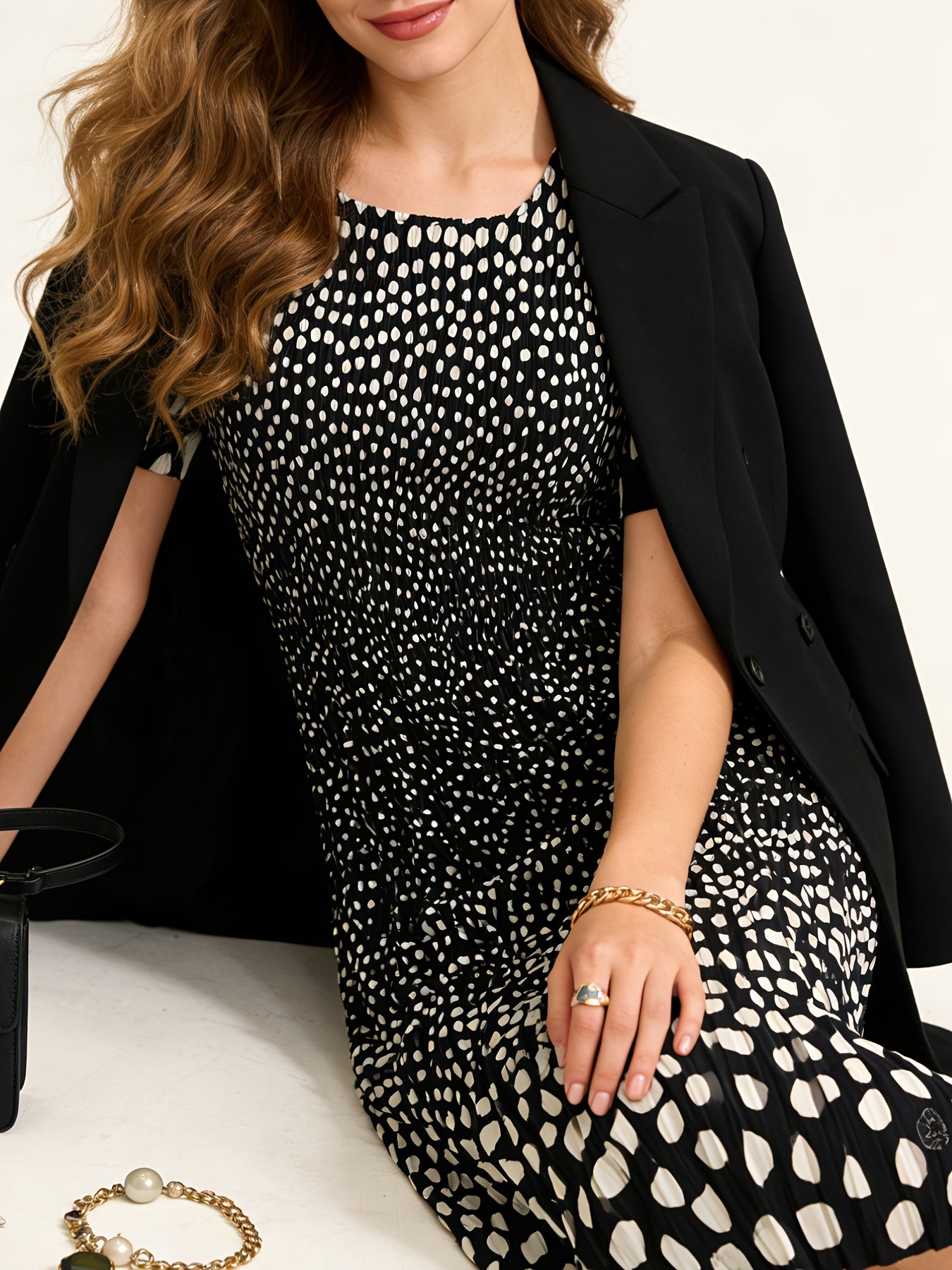 Elegant Polka Dot Pleated Midi Dress for Women with Round Neck Short Sleeve Fitted Waist Flowing Style