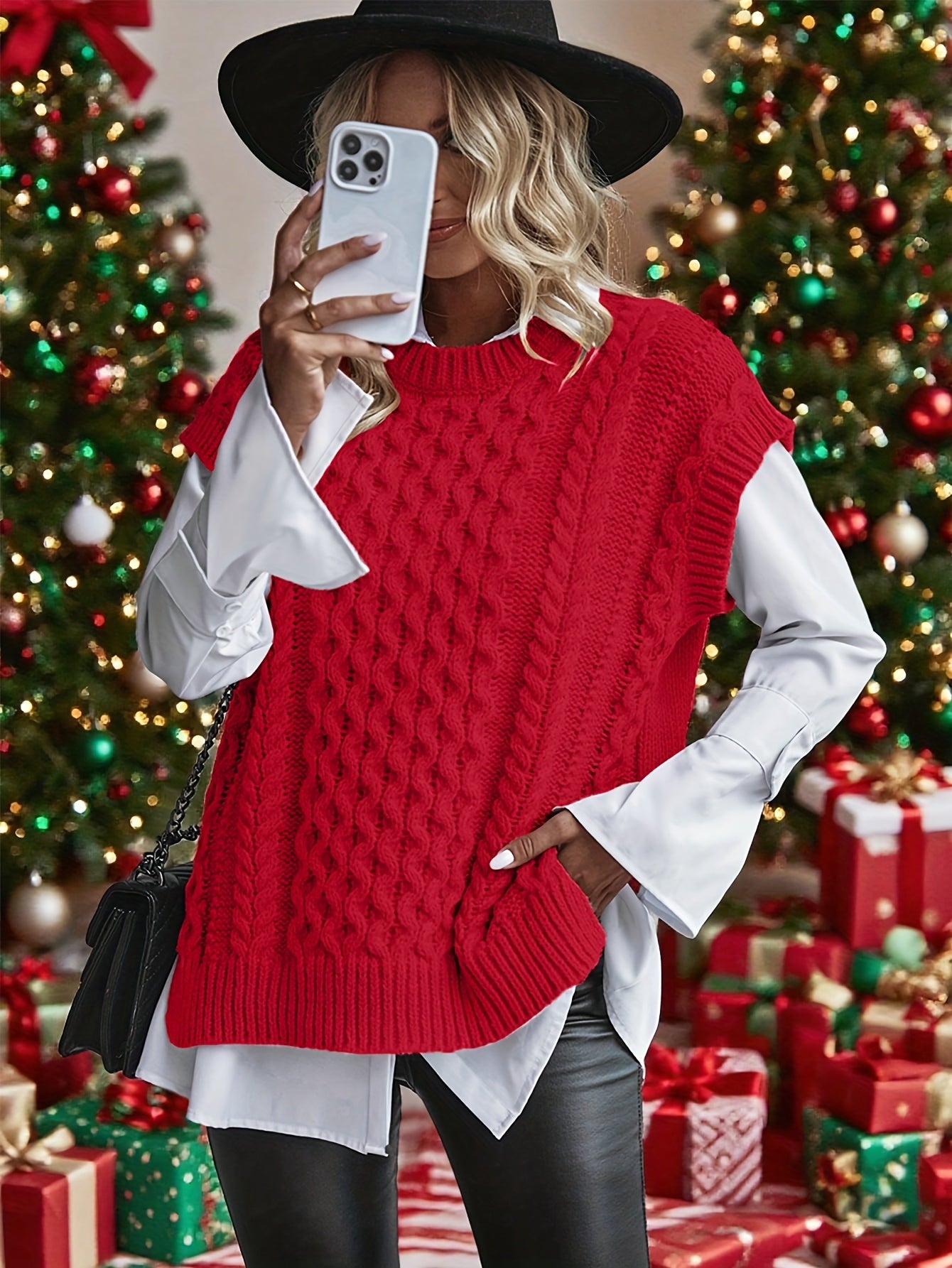Comfortable Cable Knit Sweater Vest for Women with Crew Neck Sleeveless Oversized Relaxed Style