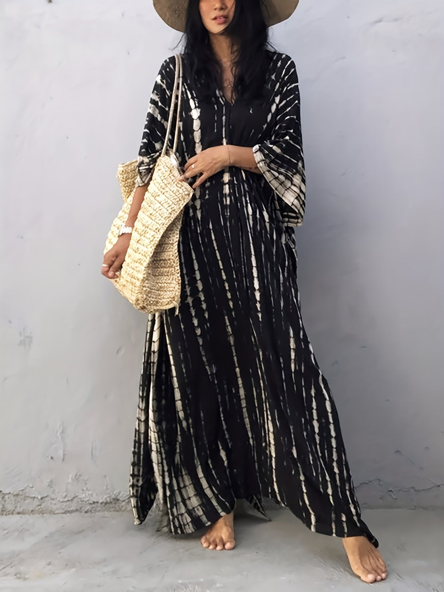 Effortless Tie Dye Maxi Dress for Women with V Neck Bell Sleeve Kaftan Flowing Bohemian Style