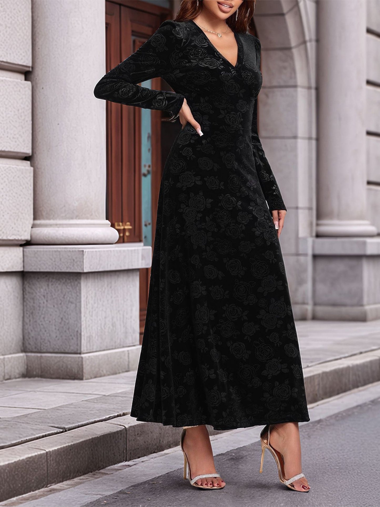 Elegant Black Velvet Maxi Dress for Women with V Neck Long Sleeve Flowing Autumn Wedding Guest Style